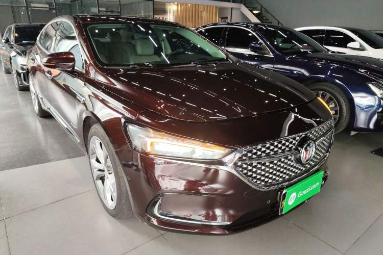 Used Buick LaCrosse 2022 Avenir Avia First Edition Exterior 1