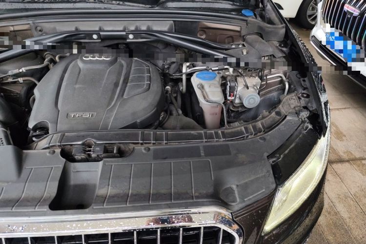 Used Audi Q5 2017 Plus 40 TFSI Ambition Model
