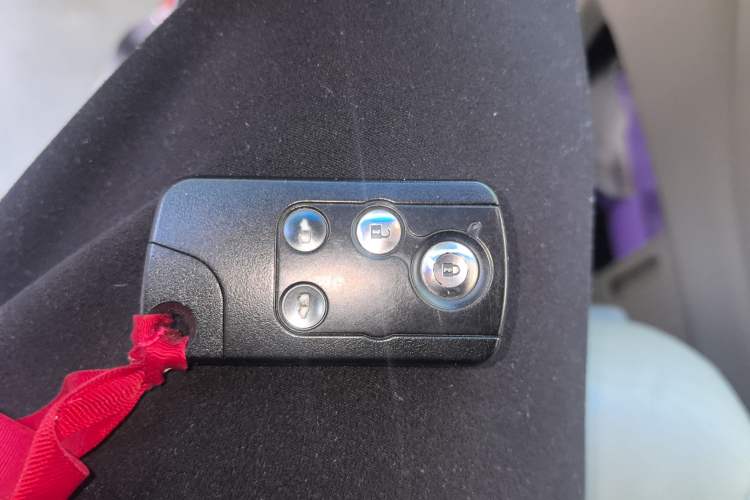 Used Honda Elysion 2015 2.4L VTi-S Prestige Edition