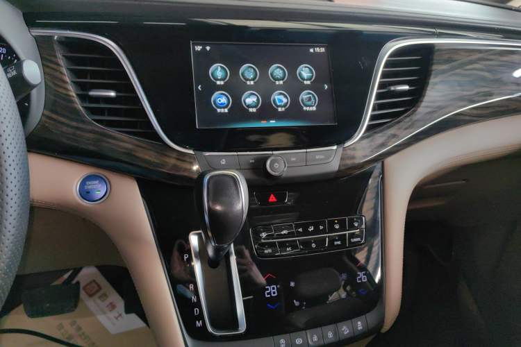 Used Buick GL8 2017 ES 28T Luxury Model China V Standard