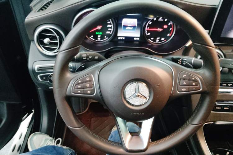 Used Mercedes-Benz GLC 2019 GLC 260 L 4MATIC Dynamic Model