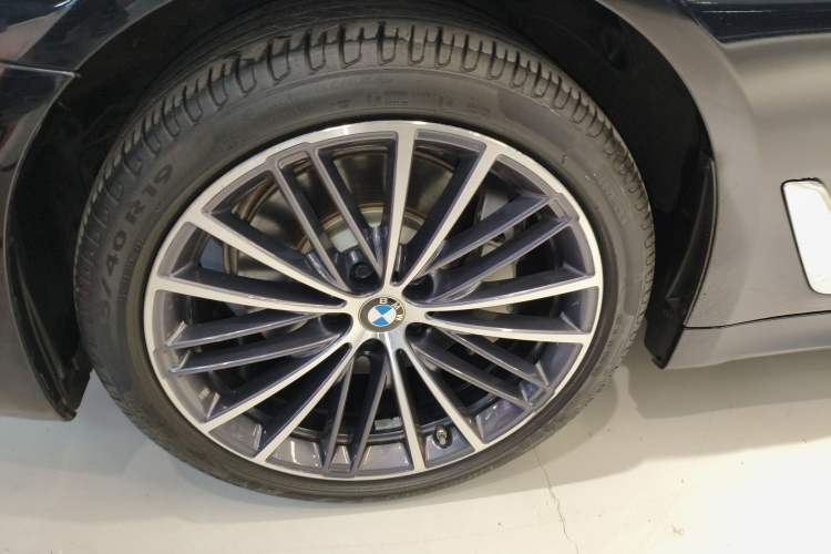 Used BMW 5 Series 2023 530Li Leading Model M Sport Package