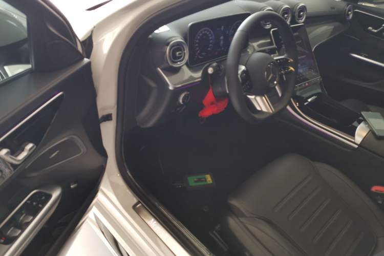 Used Mercedes-Benz C-Class 2025 C 260 L Sport Edition Driver Seat