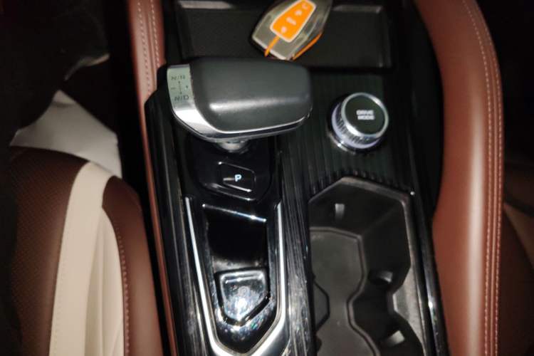 Used Geely Auto Monjaro L 2021 2.0TD DCT EVO Two-Wheel Drive Smart Luxury Version