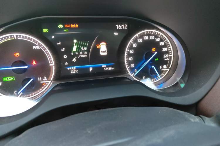 Used Toyota Harrier 2022 Dual-Engine 2.5L CVT Two-Wheel Drive Luxury Edition
