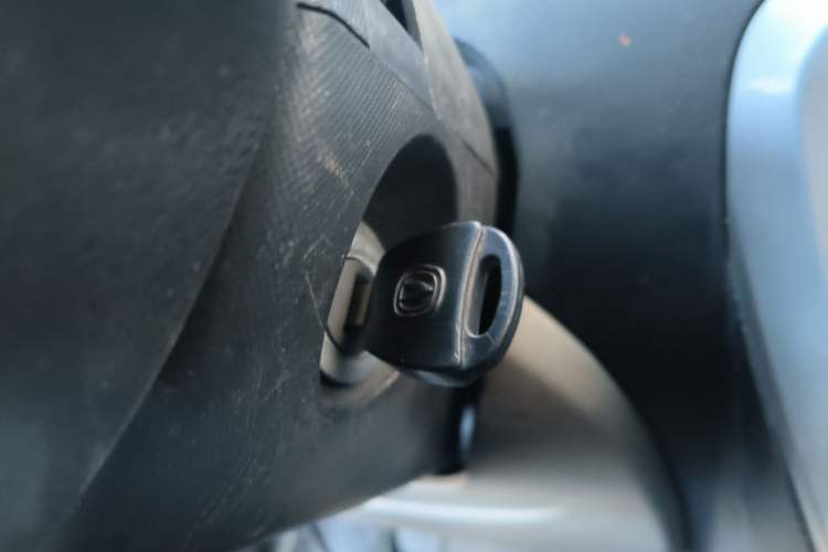 Used CHANGAN Benni mini 2012 1.0L Manual Family Edition China IV Standard