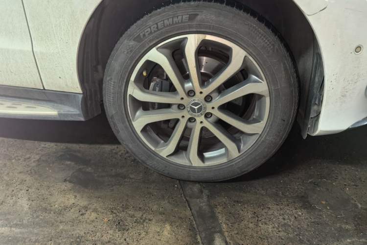 Used Mercedes-Benz GLE 2017 GLE 320 4MATIC Dynamic Model