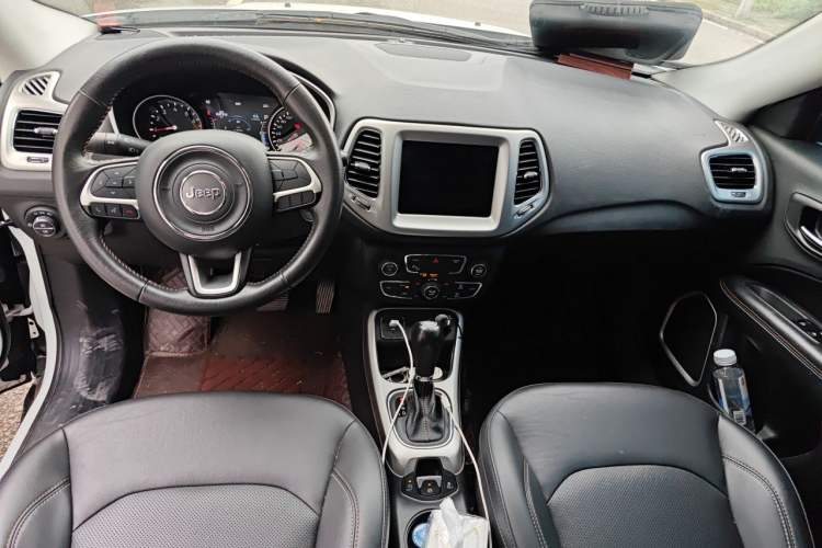 Used Jeep Compass 2017 200T Automatic Family Edition