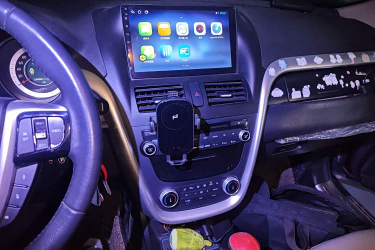 Used Bestune X80 2013 2.0L manual luxury version