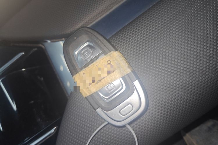 Used Hongqi E-QM5 2022 431 km Charge & Enjoy Edition Interior 1