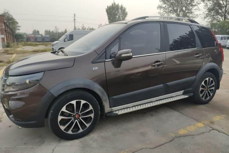 Used FORTHING Joyear X5 2016 1.6L Manual Luxury Edition
