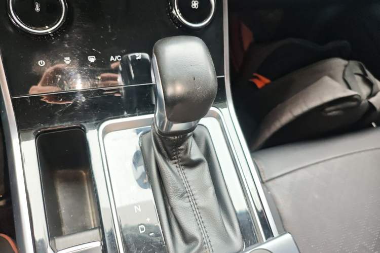 Used Chery Tiggo 5x 2020 1.5L CVT Luxury Edition Gear Lever