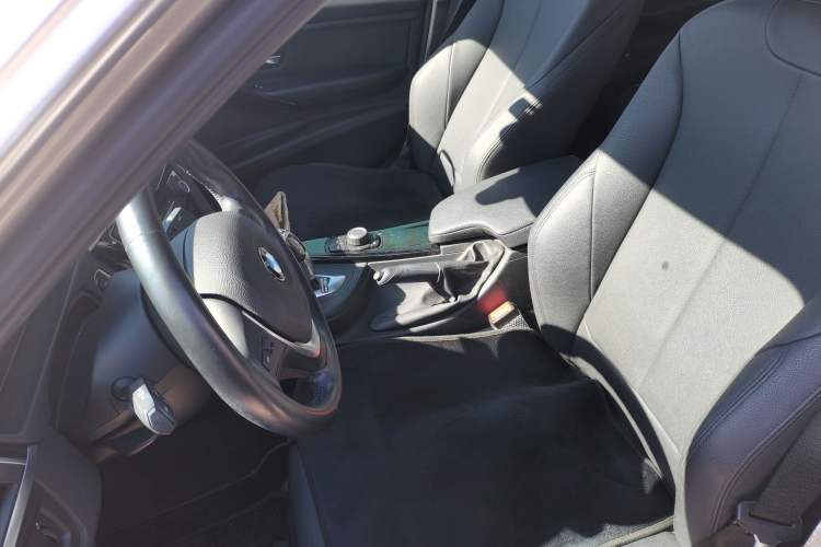 Used BMW 3 Series 2018 320Li Fashion Model
