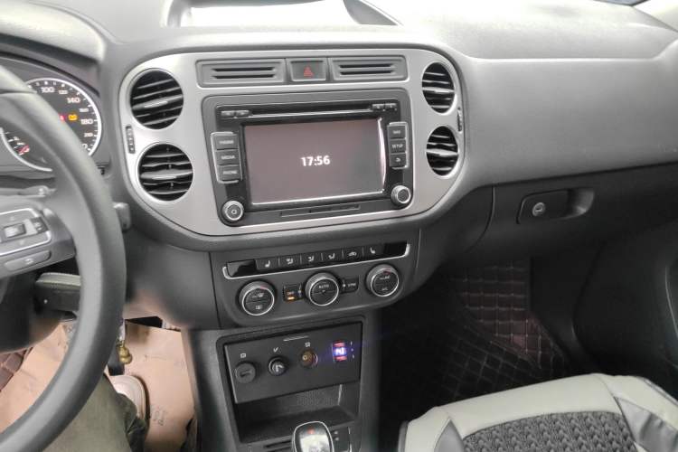 Used Volkswagen Tiguan 2013 1.8 TSI Automatic All-Wheel Drive Luxury Model