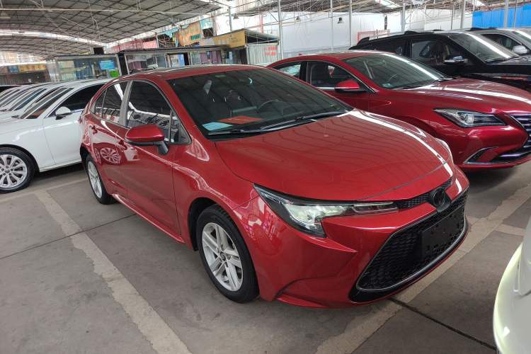 Used Toyota Levin 2021 185T CVT Luxury Edition Front Right 45 Deg