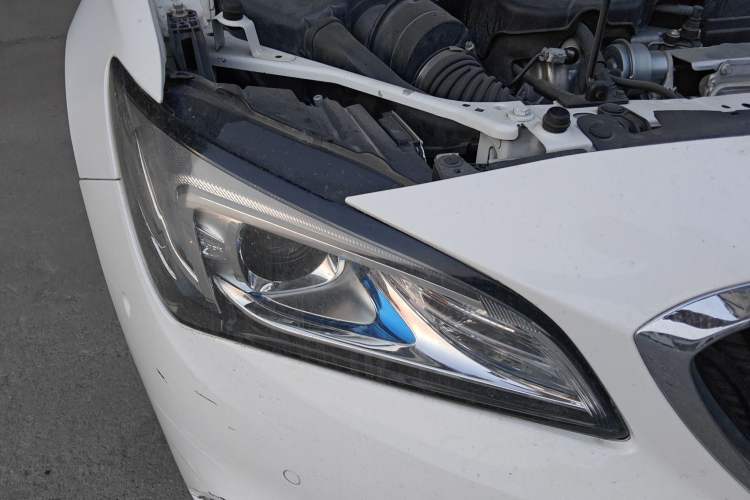 Used Buick Verano 2015 Sedan 20T Dual-Clutch Elite Model
