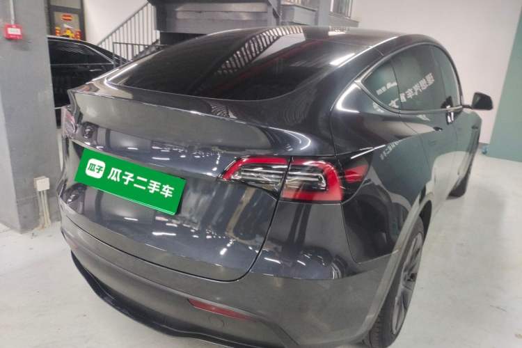 Used Tesla Model Y 2024 Rear-Wheel-Drive Version
