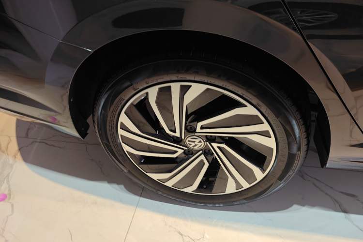 Used Volkswagen Sagitar 2022 280TSI DSG Excellence Edition
