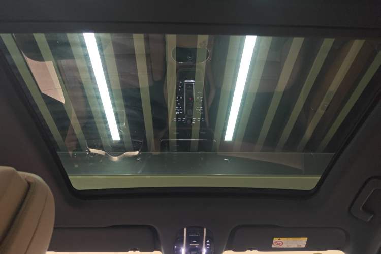 Used Porsche Cayenne E-Hybrid 2020 Cayenne E-Hybrid 2.0T Headliner