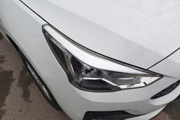 Used Haval M6 2019 1.5T Manual Two-Wheel Drive Urban Version China VI Standard