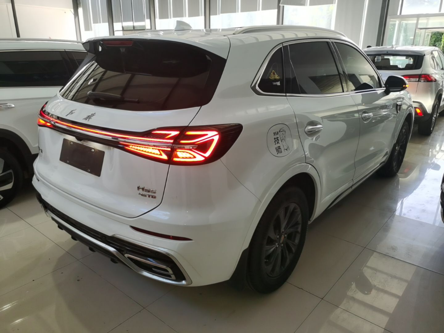 Hongqi HS5 2023 2.0T Qixiang Pro Edition — снимка 6