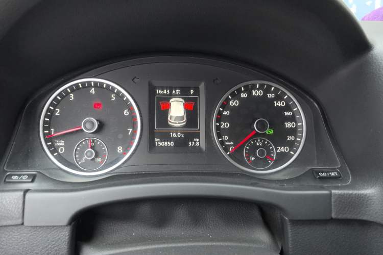 Used Volkswagen Tiguan L 2015 1.8TSI Automatic Two-Wheel Drive Luxury Model