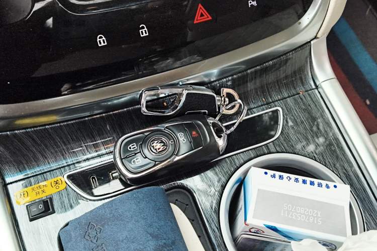 Used Buick GL8 2020 Land Business Class 652T Luxury Model Vehicle Key