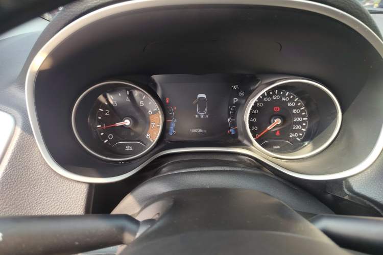 Used Jeep Compass 2017 200T Automatic Family Edition