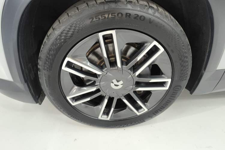 Used Nio ES6 2020 420 km Sport Edition Left Front Wheel Hub