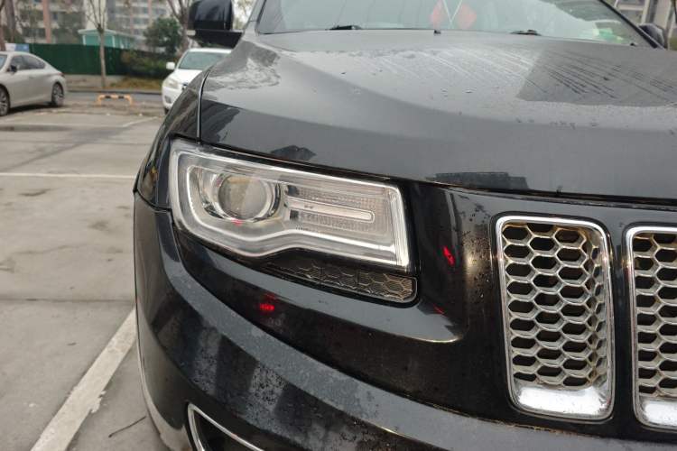 Used Jeep Grand Cherokee 2014 3.0L Flagship Zunyue Edition Right Front Headlight