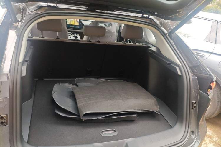 Used Changan UNI-K iDD 2023 Zhidian iDD 1.5T 135km Smart & Fun Model
