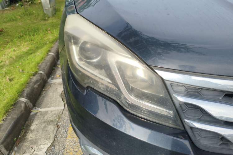 Used GAC Trumpchi GS5 Super 2015 1.8T Automatic Two-Wheel Drive Elite Edition
