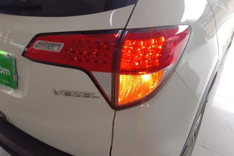 Used Honda Vezel 2020 1.5L CVT Pioneer Edition
