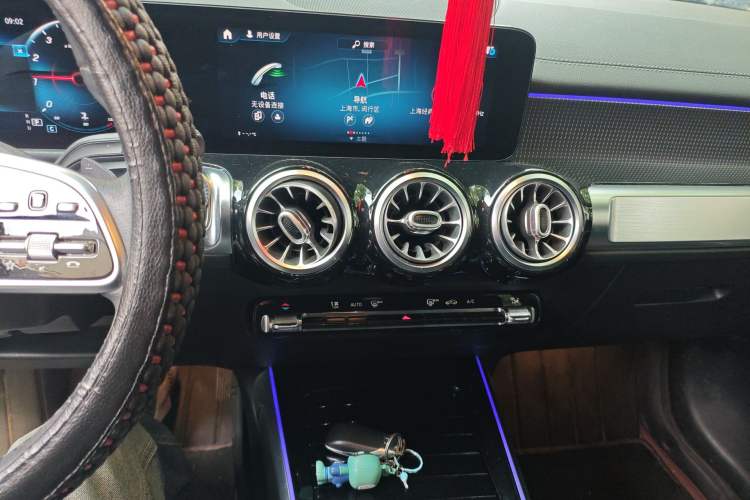 Used Mercedes-Benz GLB 2021 GLB 200 Dynamic Edition Audio And AC Panel