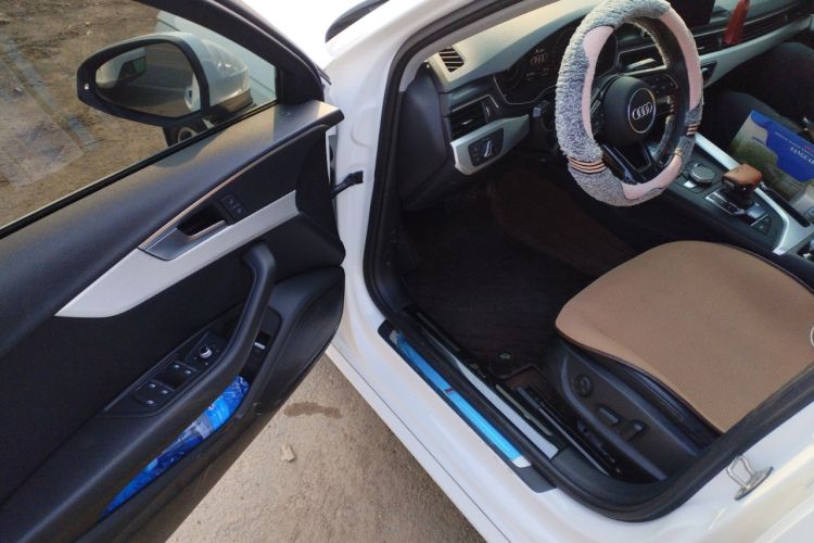 Used Audi A4L 2019 40 TFSI Fashion Edition China VI Emission Standard