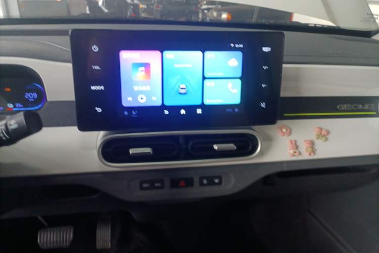 Used Geely Galaxy Panda 2025 210 km – Yuanqi Bear