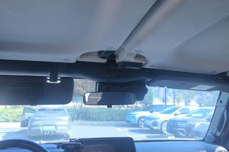 Used BAIC Off-Road BJ40 2021 2.0D Automatic Four-Wheel Drive Blade Hero Edition Adventurer Type Headliner