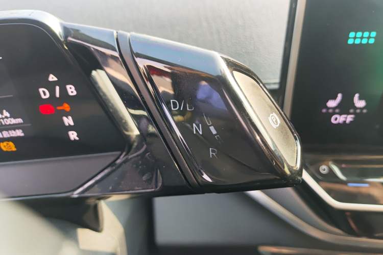 Used Volkswagen ID.4 CROZZ 2022 Long-Range Lite PRO Edition Gear Lever