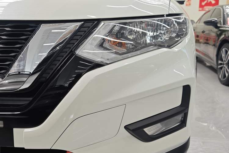 Used Nissan X-Trail 2022 2.0L Two-Wheel Drive Smart Connect & Comfort Edition Left Front Headlight