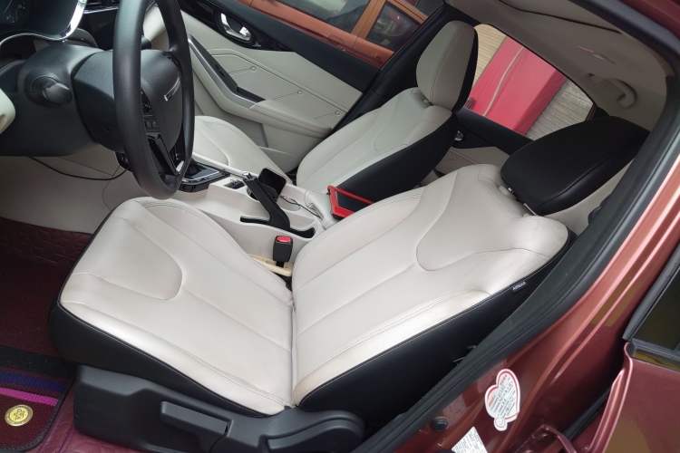 Used Venucia D60 2018 1.6L CVT Smart Connect Elite Edition