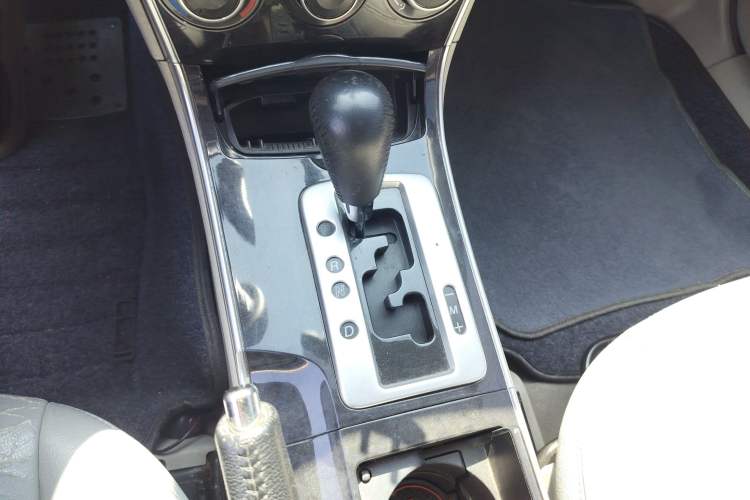 Used Mazda 6 2011 2.0L Automatic Fashion Edition Gear Lever