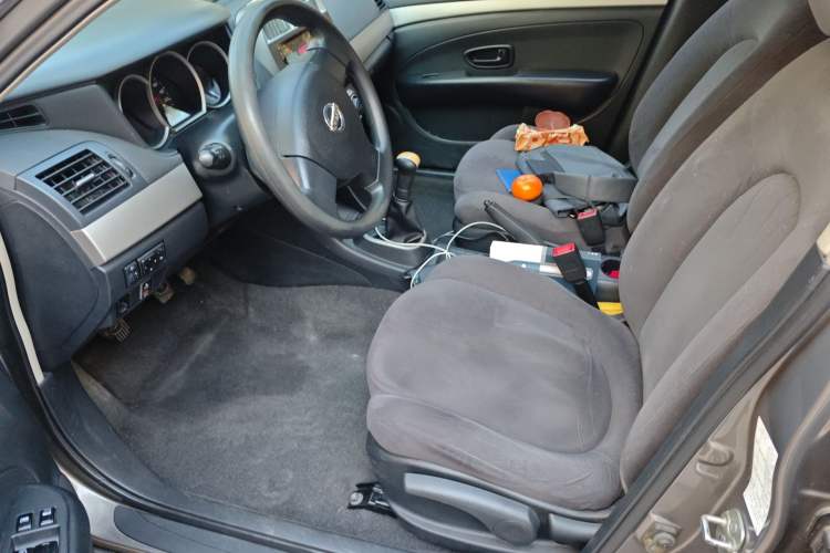 Used Nissan Sylphy 2018 Classic 1.6XE Manual Comfort Edition Left Front Seat