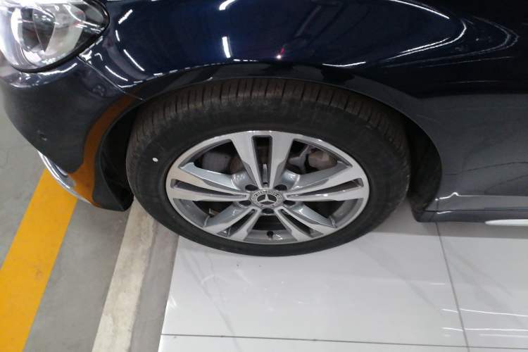 Used Mercedes-Benz C-Class 2018 C 200 L Sport Edition Left Front Wheel Hub