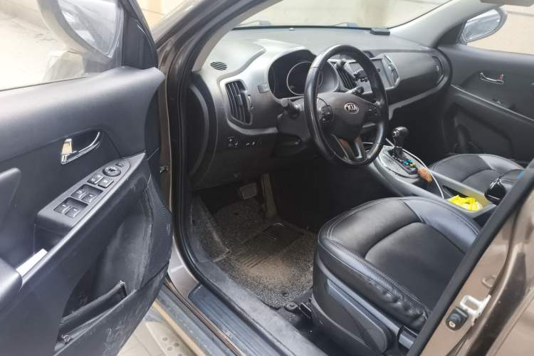 Used Kia Sportage R 2016 2.0L Automatic Two-Wheel Drive DLX
