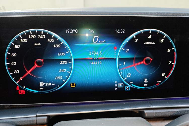 Used Mercedes-Benz GLE 2020 GLE 350 4MATIC Luxury Model