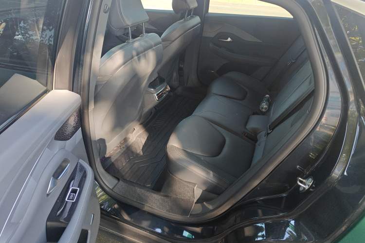 Used ARCFOX Alpha S 2022 525S 175kW