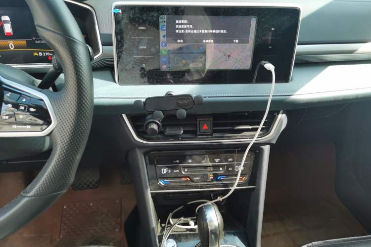 Used Volkswagen Tharu 2023 300TSI Two-Wheel-Drive Moonlight Edition Audio And AC Panel