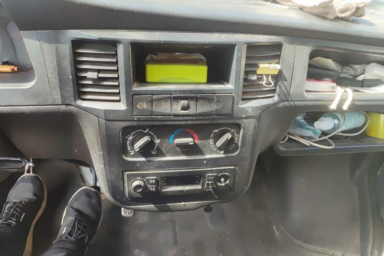 Used Wuling Zhiguang 2013 1.0L Practical Version
