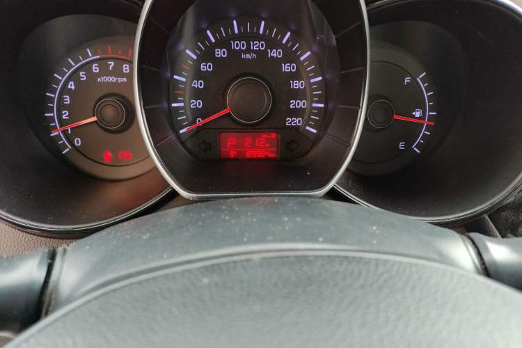 Used Kia K2 2015 Sedan 1.4L Automatic GLS
