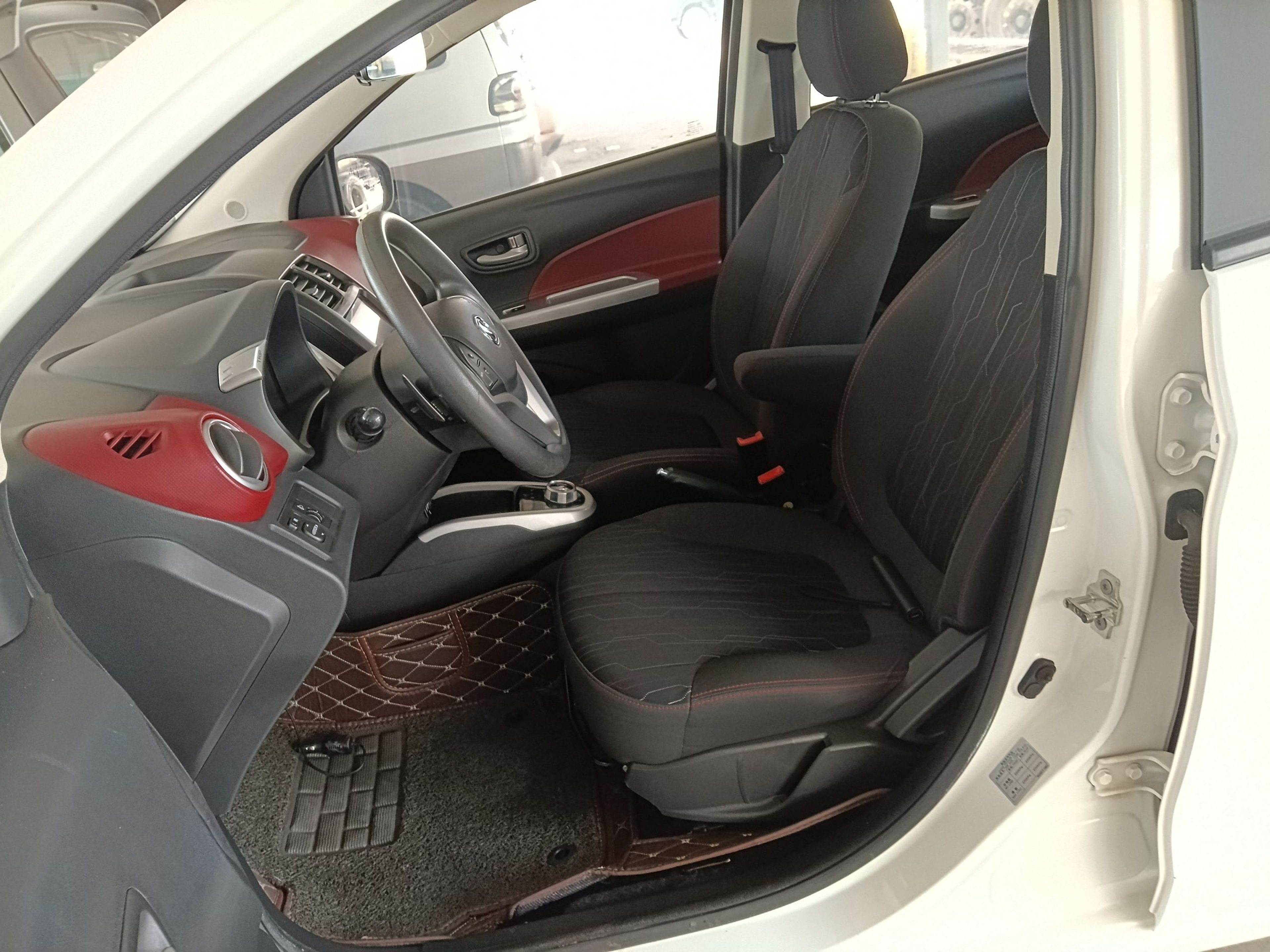 Interior delantero